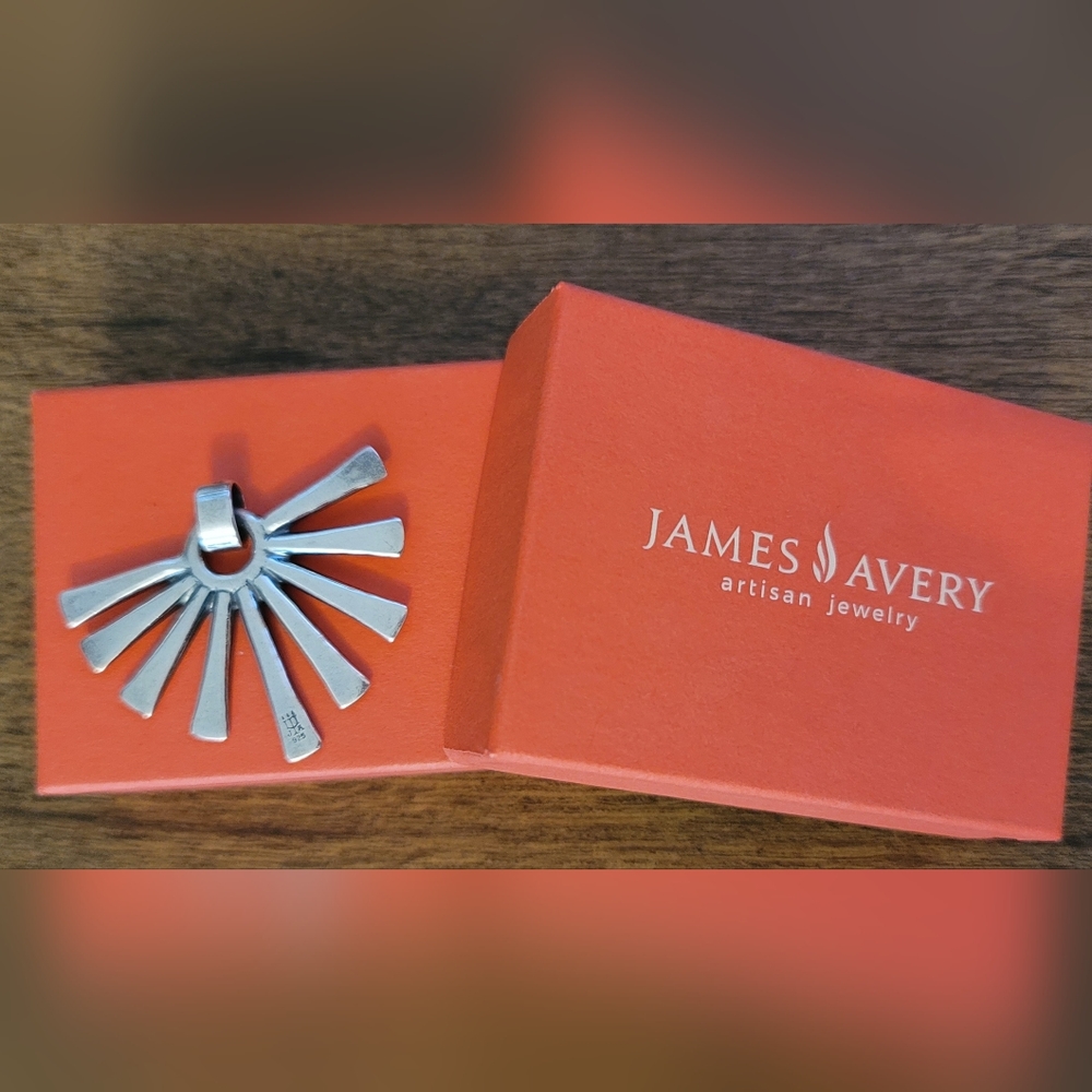 James Avery Retired (Vintage) Sunburst Pendant